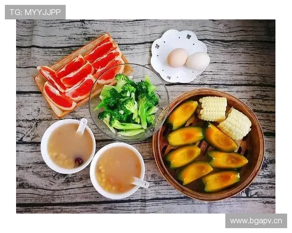 字母哥家车库比我家还小，但他一顿早餐够我吃一个月