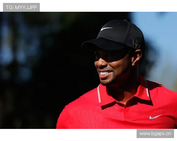 泰格·伍兹家的草坪比你的人生规划还整齐